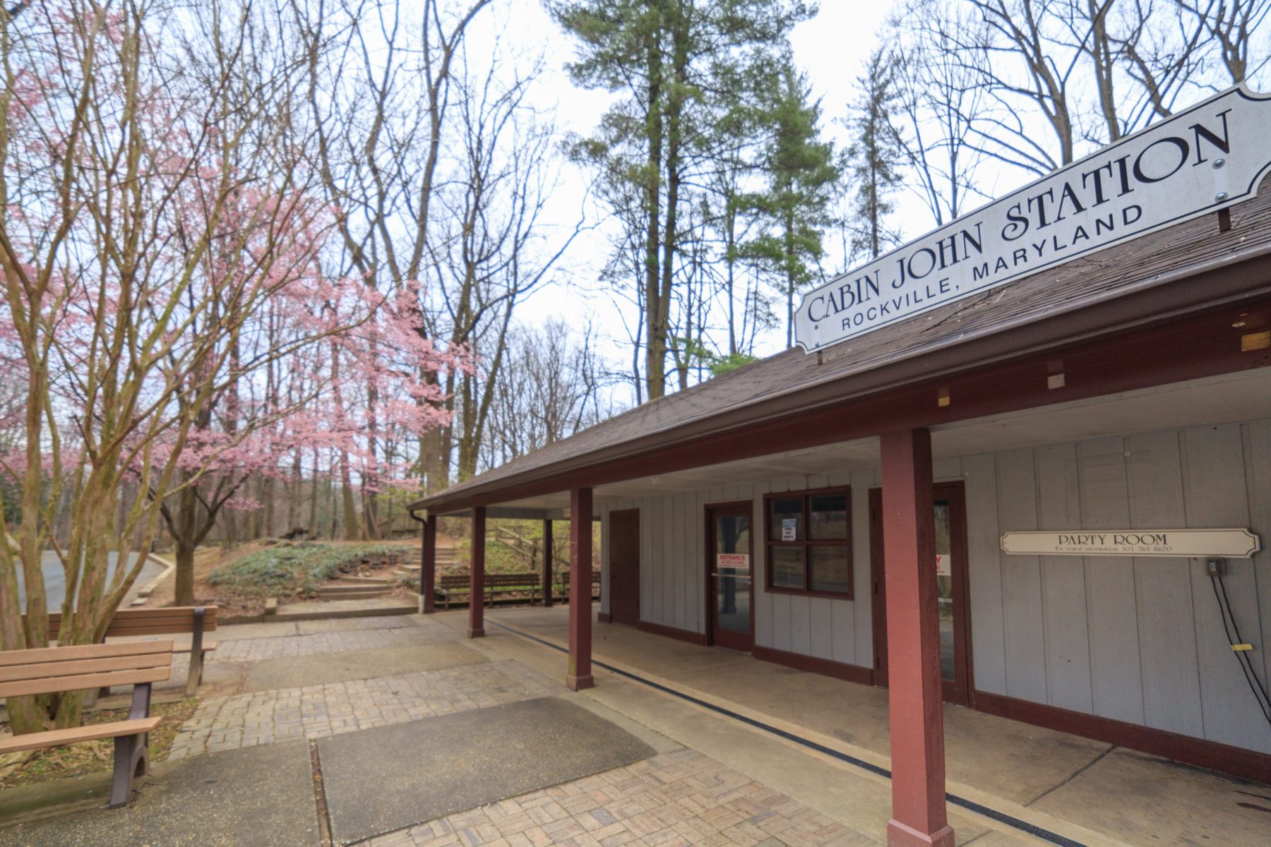 Cabin John Train Building