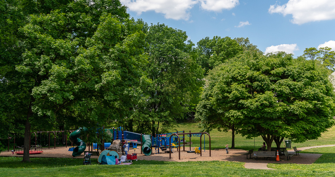 playground ayrlawn local park