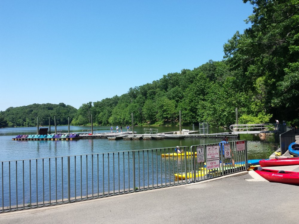 lake Needwood Boats