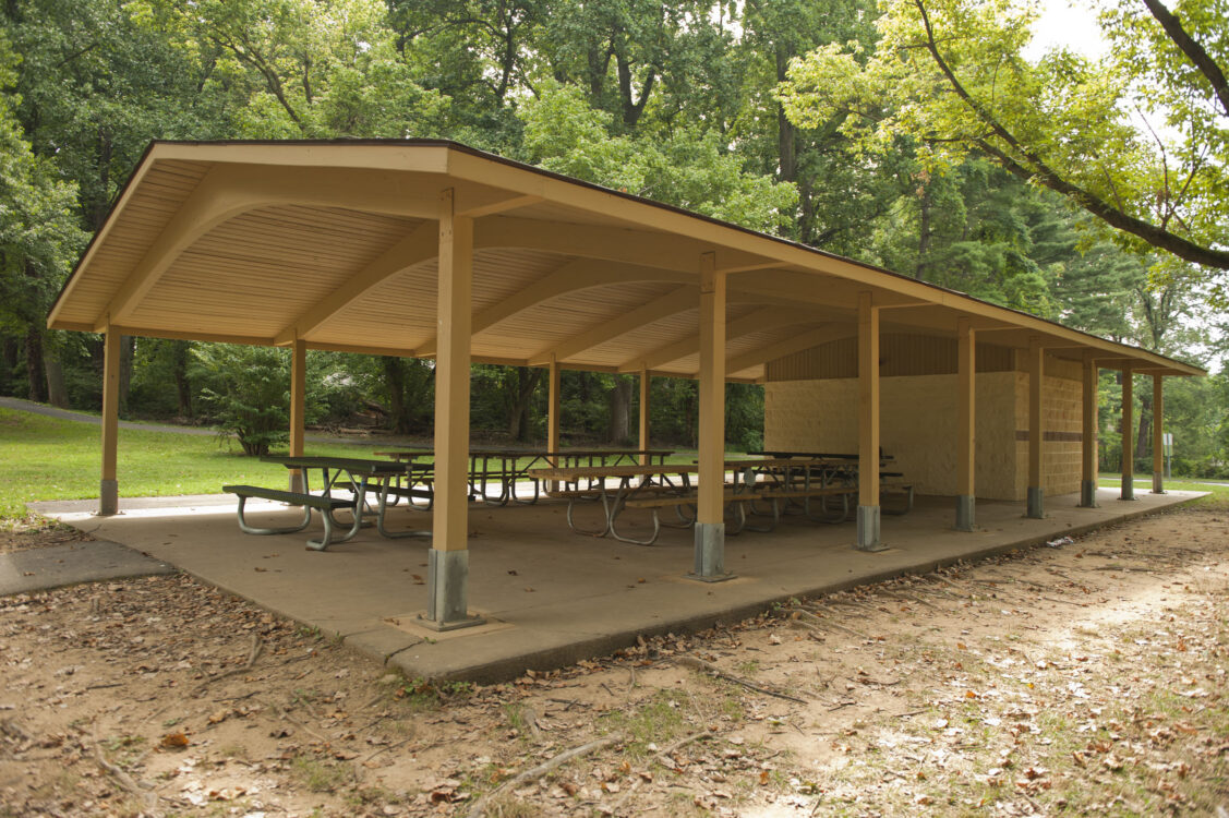 picnic shelter Stratton Local Park