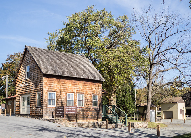 Visitor Center Woodlawn Manor House