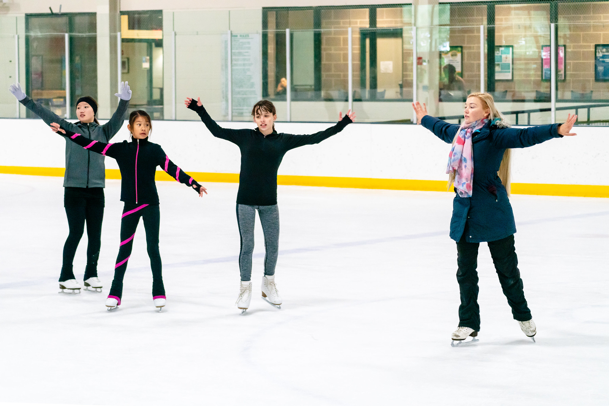 kids learning to skate