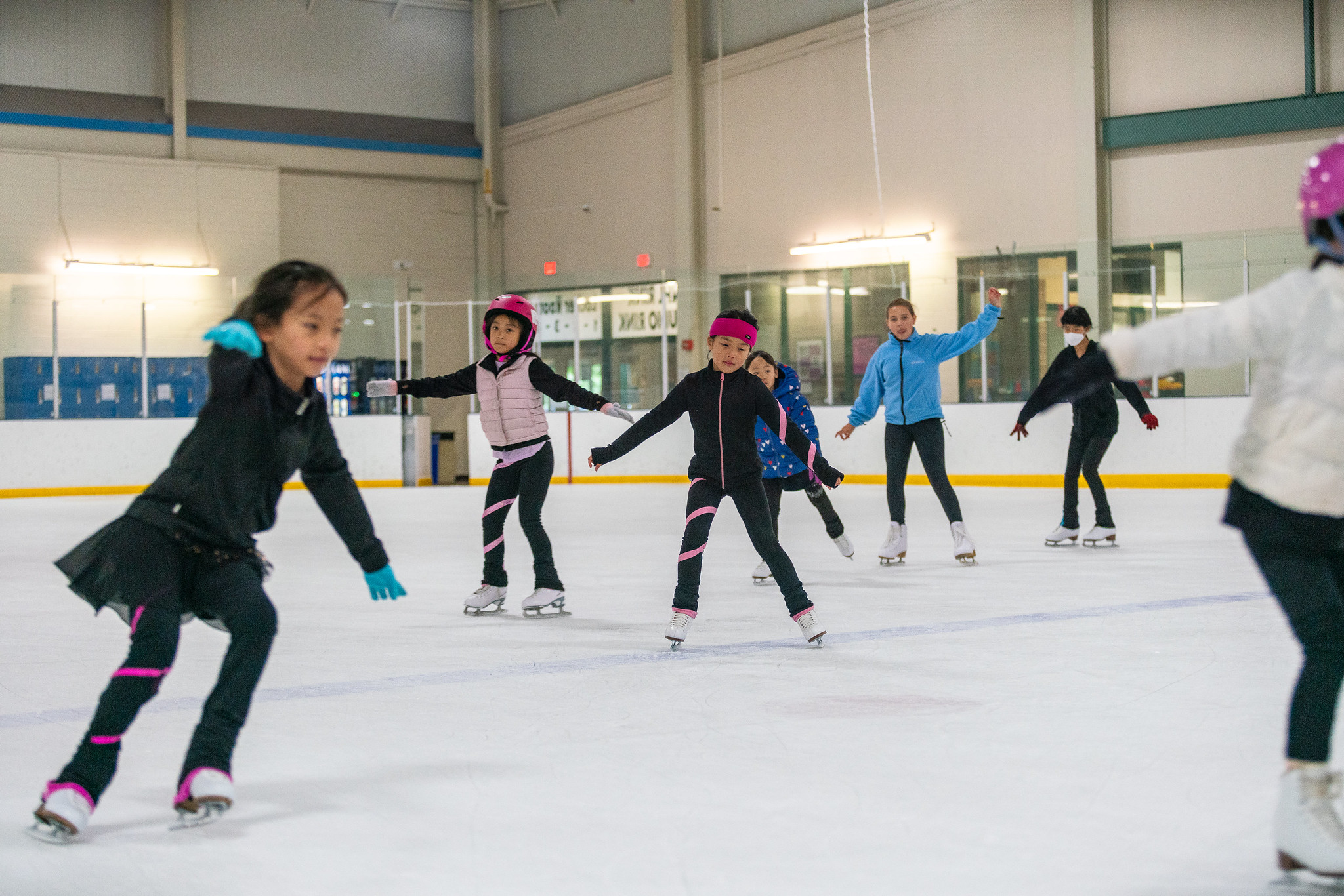 kids learning how to skate