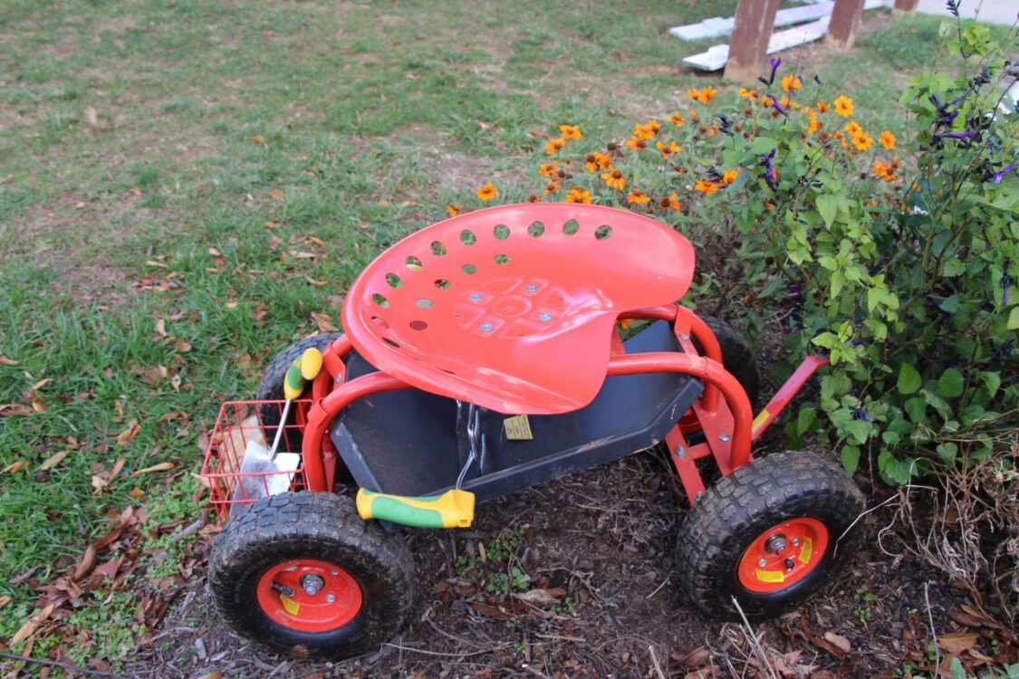 Adaptive Gardening Chair Black Hill Visitor Center