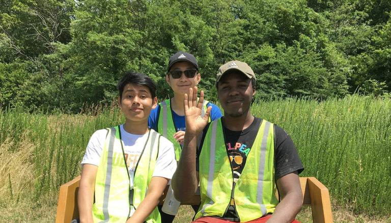 teenager volunteers