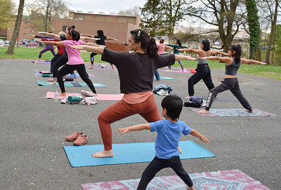 yoga in the park 