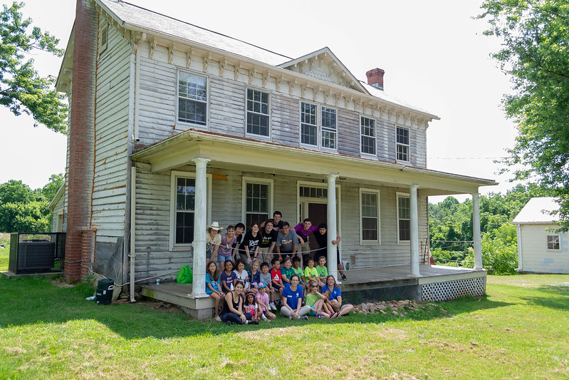 children on a fieldtrip at the Ziegler House